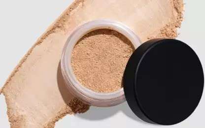 Smooth Loose Powder Waterproof Delicate Refreshing Skin Finish Compact 1