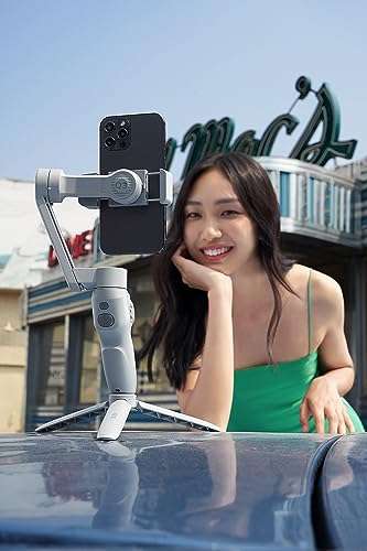 Zhiyun Smooth Q3 Combo, 3-Axis Phone Gimbal with Fill Light and Gimbal Bag, Portable & Foldable, Gesture Control, Video Recording, Auto Tracking Gimbal Stabilizer for Smartphone for iPhone & Android 2