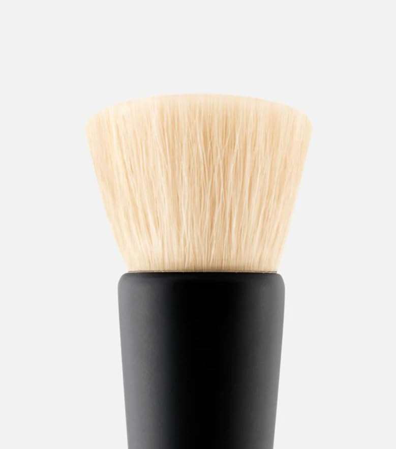 Westman Atelier Clean Highlighter Blender Brush 3