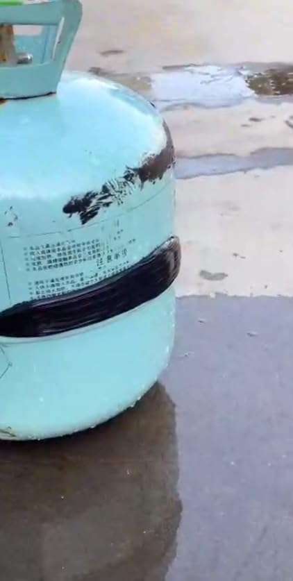 ZEVESTY Waterproof Silicone Sealant 750Gm Long-Lasting Protection Fast Fixing Fast Drying Roof Adhesive Leakage Quick Repair Adhesives Sealants For Roof, Concrete, Watertank, Iron Galvanized 5