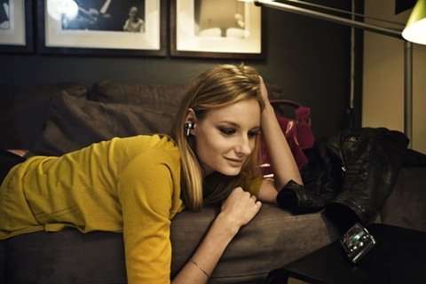 Sony Ericsson W995 Walkman Unlocked GSM Cell Phone International Version Sim Free Mobile 4