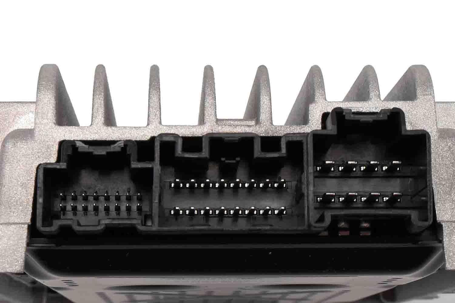 GM Genuine Parts 20918769 Radio Speaker Amplifier 3