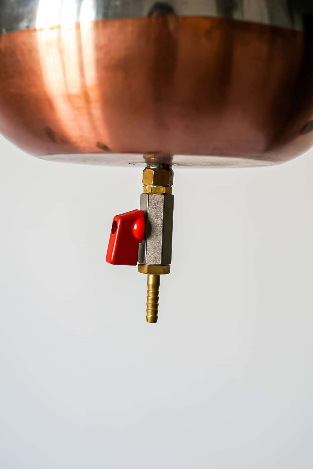 Got Bull Shirodhara Pot Stainless Steel (2 Ltr) With Chain, Valve And Nozzle 3