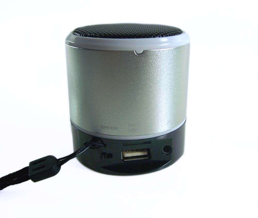 Nitro BMWX-SK33 Portable Digital HI-FI Multi Media Rechargeable Mini Portable Speaker for iPod,ipad,Laptop,Cell Phone,mp3,mp4 with Micro sd,aux Input (Silver) 2