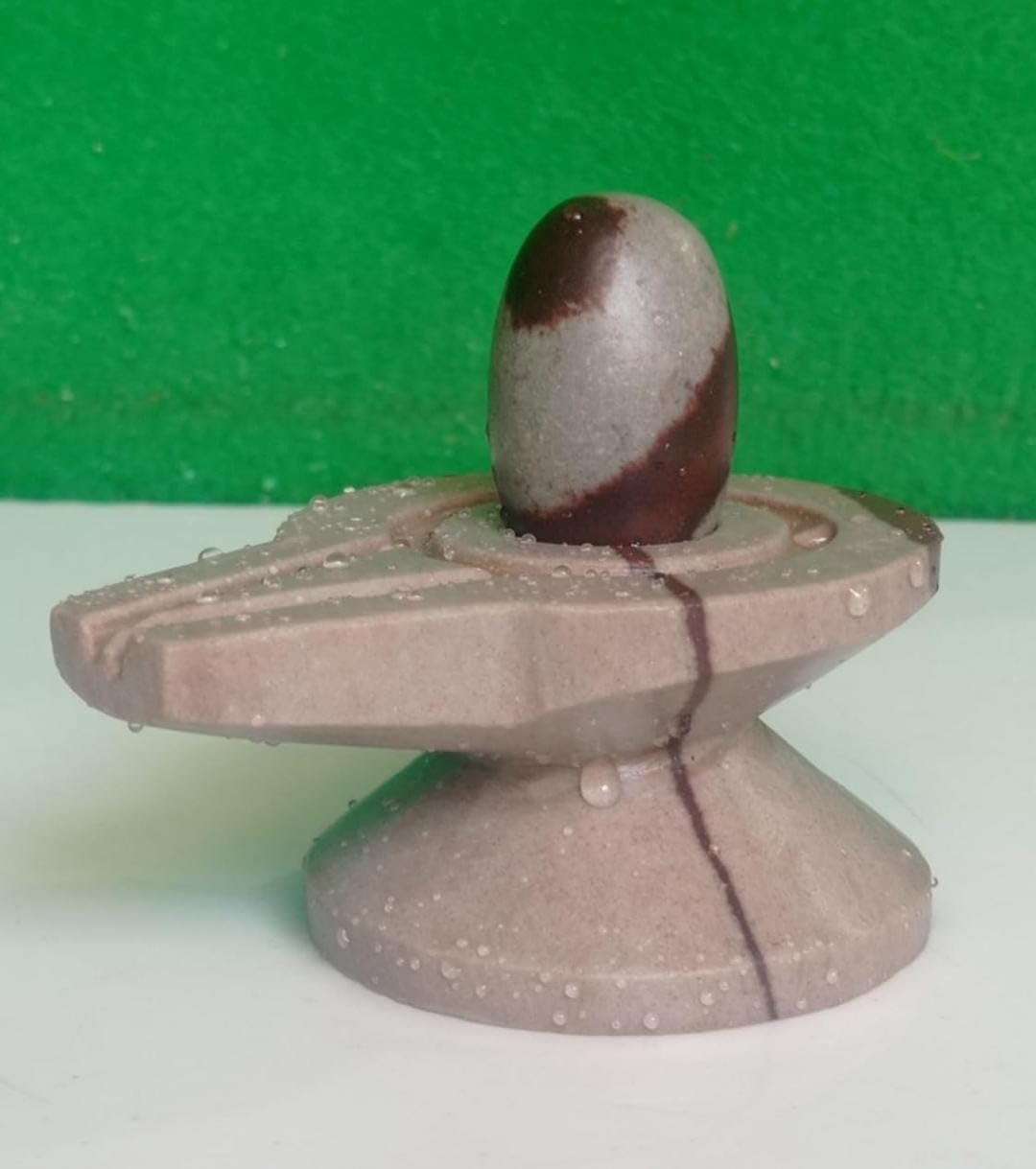 Original Black Narmadeshwar 2 Inch Shivling, Lingam, Shiva Lingam & 4 Inch Jaladhari, Yoni Base, Lingam Holder, Shivling Stand for Home Puja 3