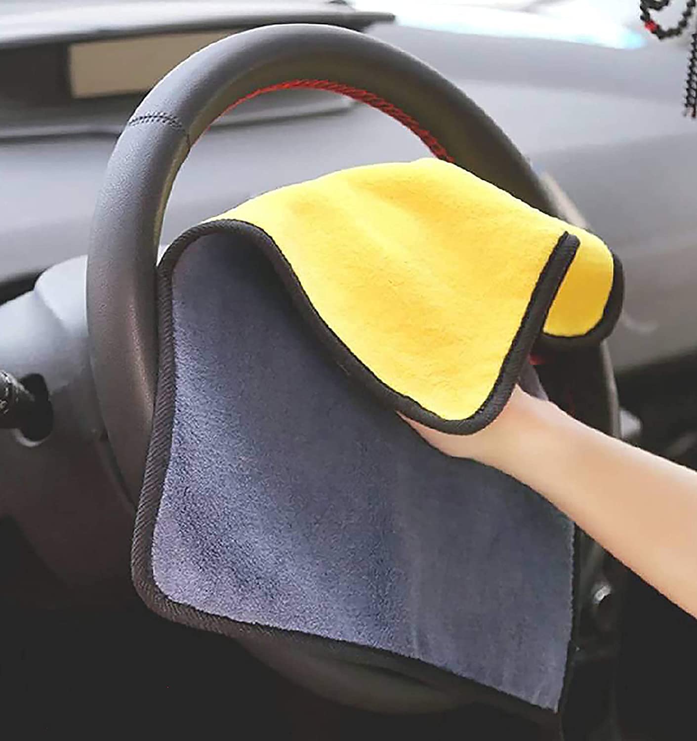 CarFrill Premium Microfiber Car Wash Mitt & Cleaning Cloth, 2 Dust Towels & Mitt Home, Office, Car Wash, Kitchen Cleaning Set (2 Pic Gloves 900 GSM+ 2 Pic (40X40 CM Dual Color 900 GSM Microfiber Cloth) 5