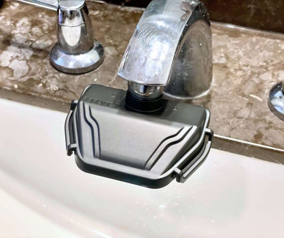 TRYCK, Razor Beam: Pressure-Wash Your Razor & Enjoy a Cleaner Shave, Safety Razor Pressure Washing Device 1