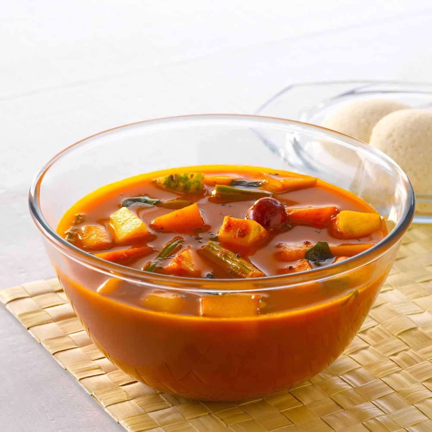 Borosil Basic Glass Mixing & Serving Bowls, Microwave Safe Bowls, Set of 1 (900 ml), Borosilicate Glass, Clear & Borosil - Oval Baking Dish, 700 ml, Transparent 3