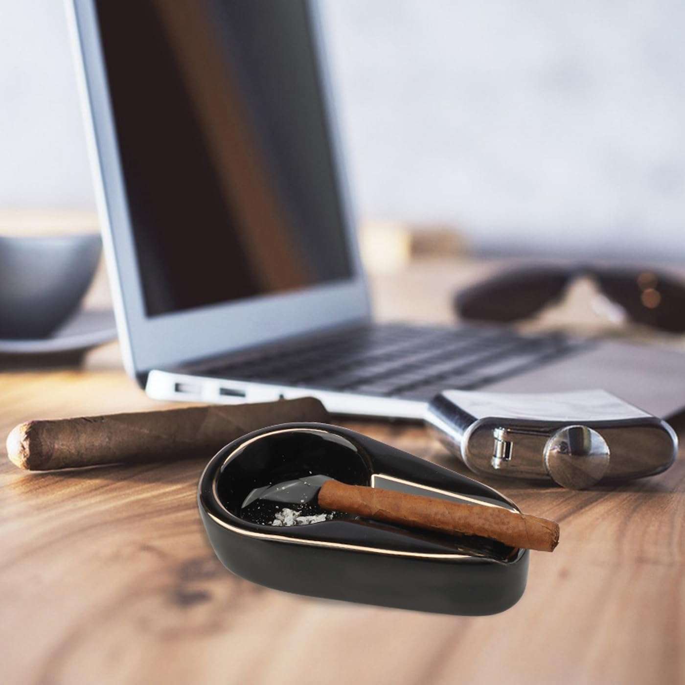 Vhxmaizxn Single Cigar Ashtray Portable Ceramic Luxury Holder Ash Tray Indoor Outdoor Patio Travel Cigars Ashtrays For Men Cigarette Accessories - Black 5