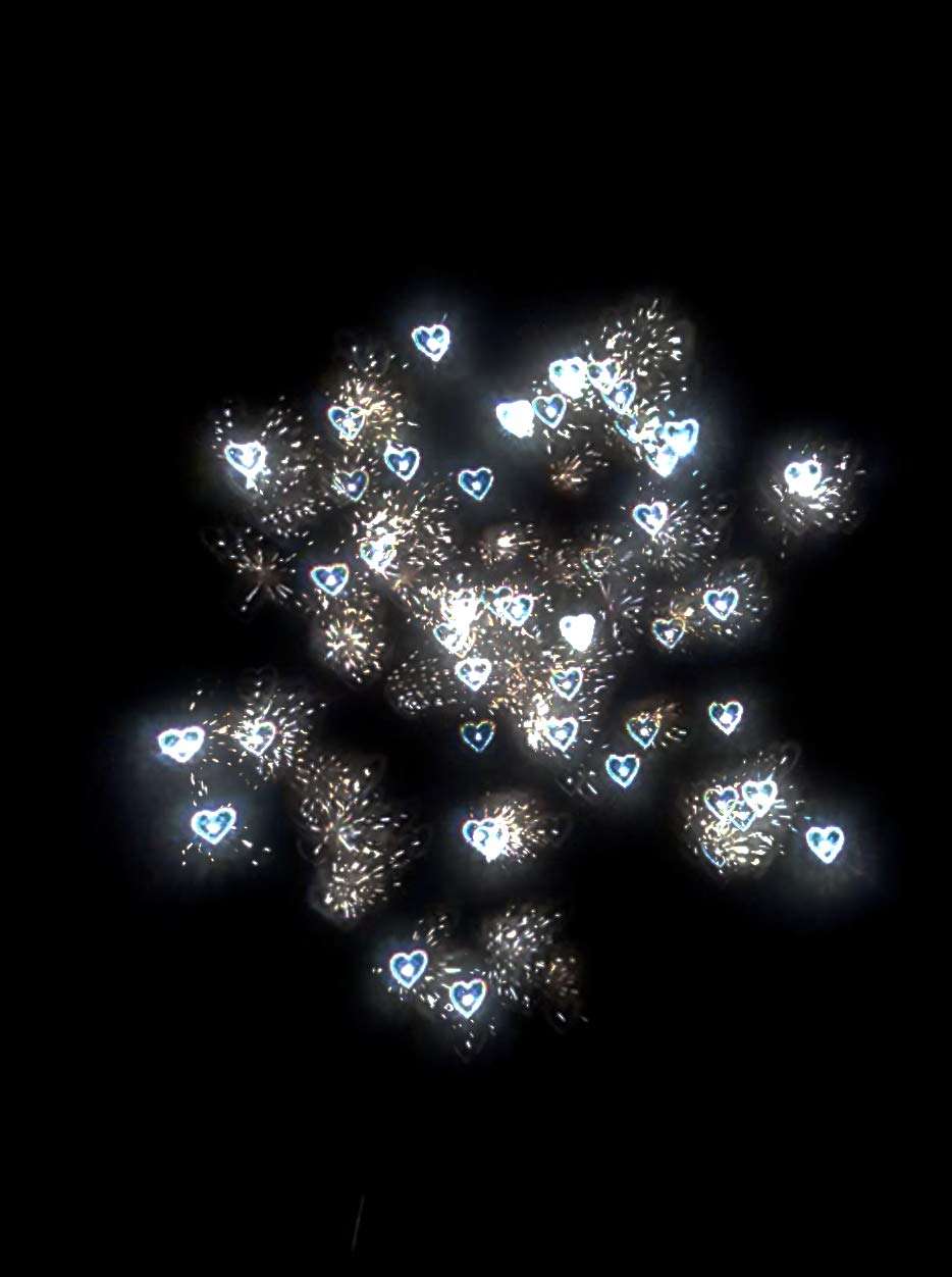 Alternative Imagination Heart Diffraction Glasses - 3D Prism Effect, See Hearts in Every Light, Festival and Rave Accessories 3