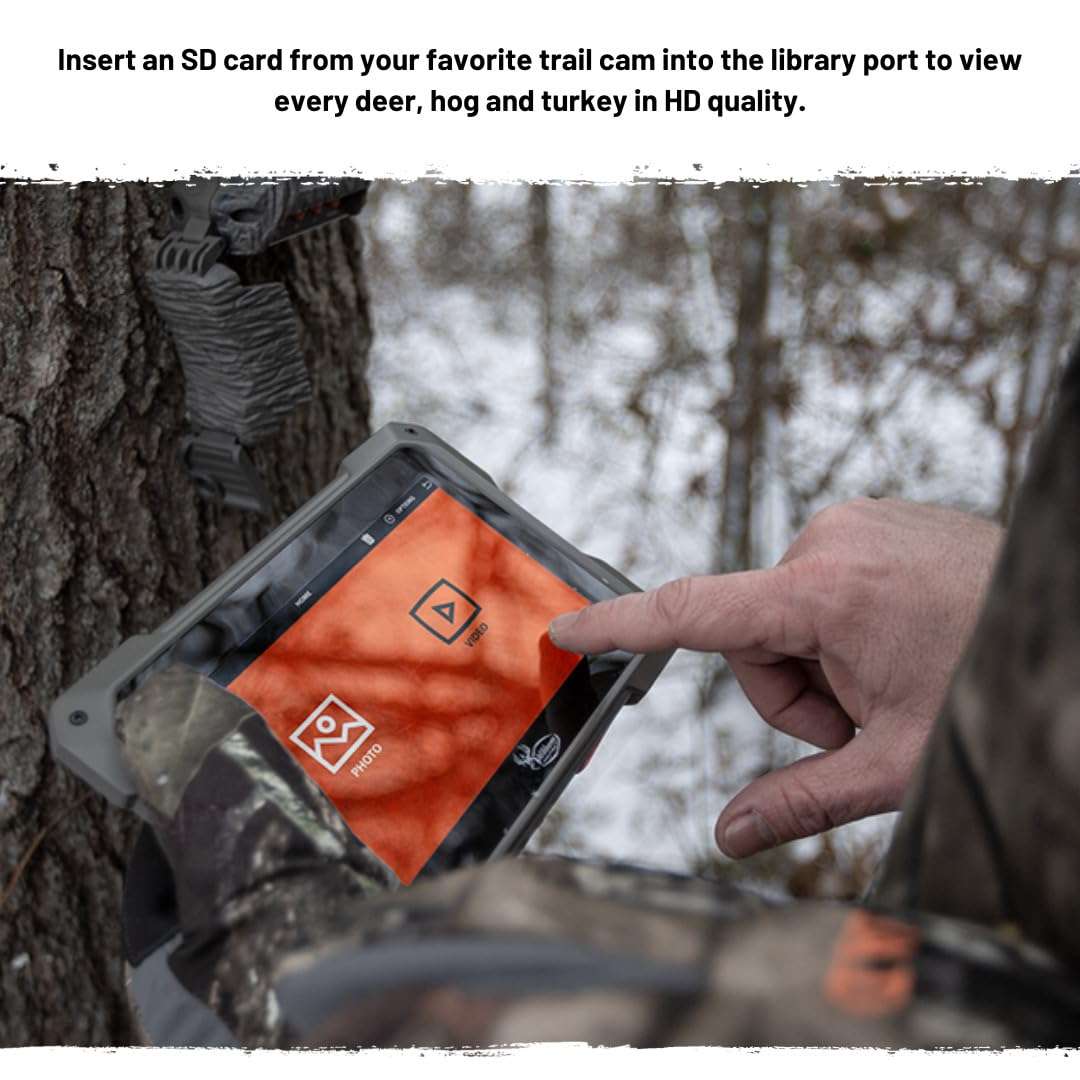 Wildgame Innovation 7-Inch HD Backlit TFT Touchscreen Trail Pad Tablet Bundle with Card Reader, and 32GB Ultra SDHC UHS-I Memory Card (4-Pack) (6 Items) 6