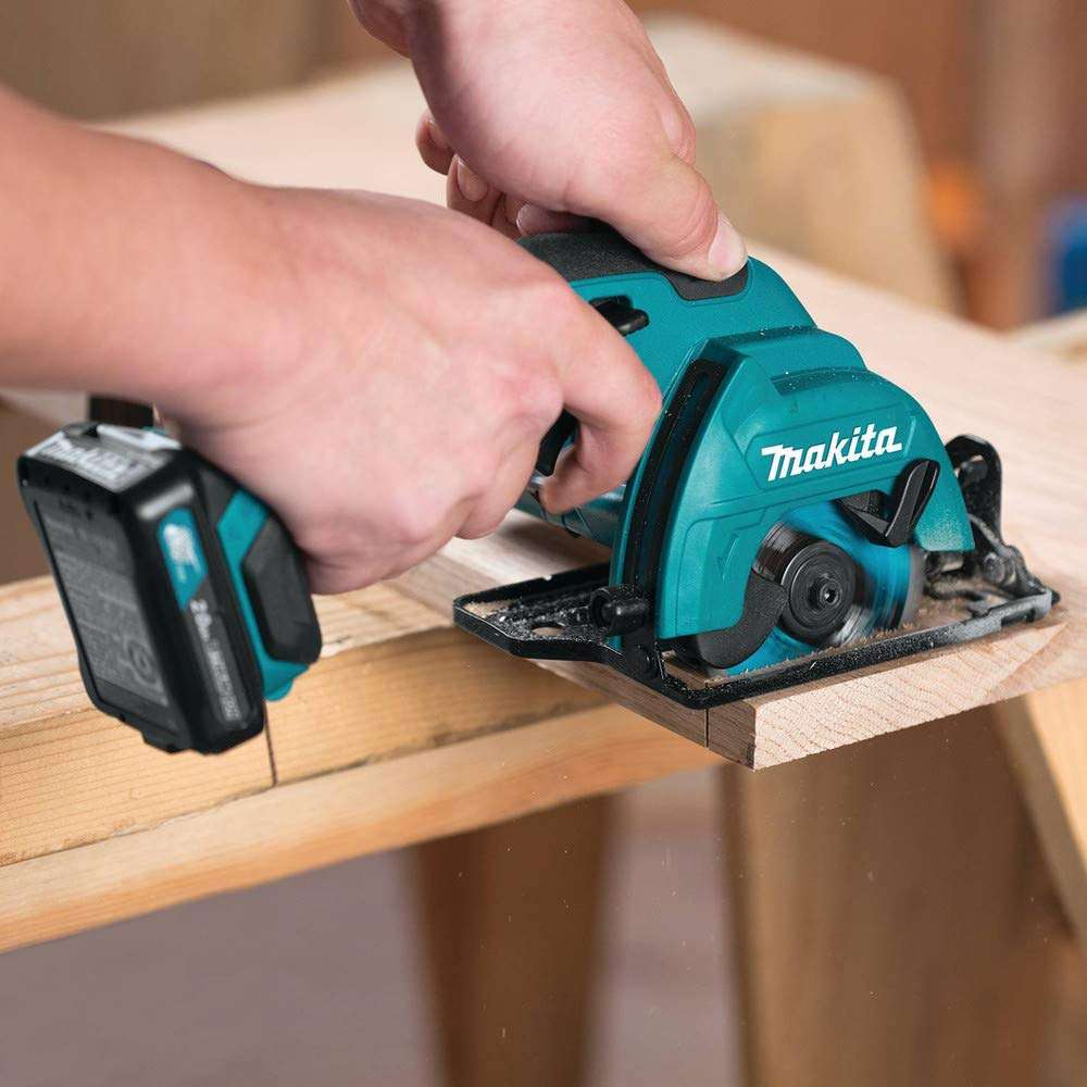 Makita SH02R1 12V max CXT® Lithium-Ion Cordless 3-3/8" Circular Saw Kit (2.0Ah) 3