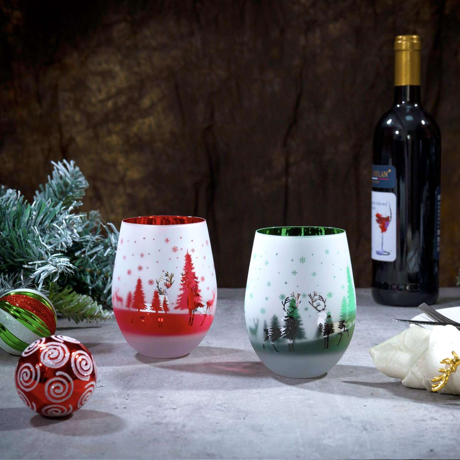 MyGift 14 oz Christmas Stemless Holiday Wine Glasses with Frosted Winter Scene, Festive Glass Drinkware Cups for Xmas Party, Red Green Gold Silver, Set of 4 5