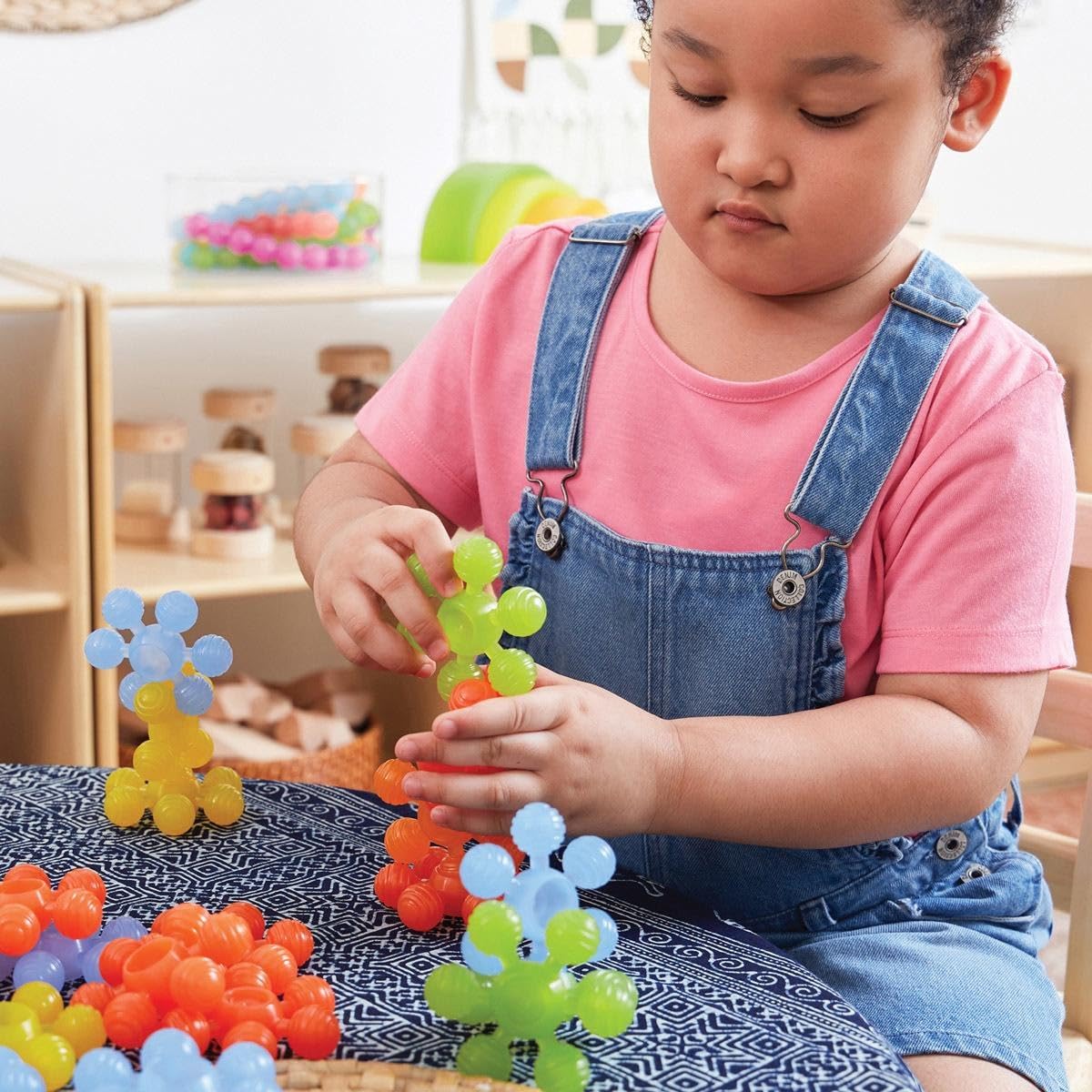 Kaplan Early Learning PolyForm Star Connectors - 35 Pieces, Interlocking Blocks, Open-Ended Building Toy, Fine Motor Manipulatives for Toddlers Ages 2+ 4