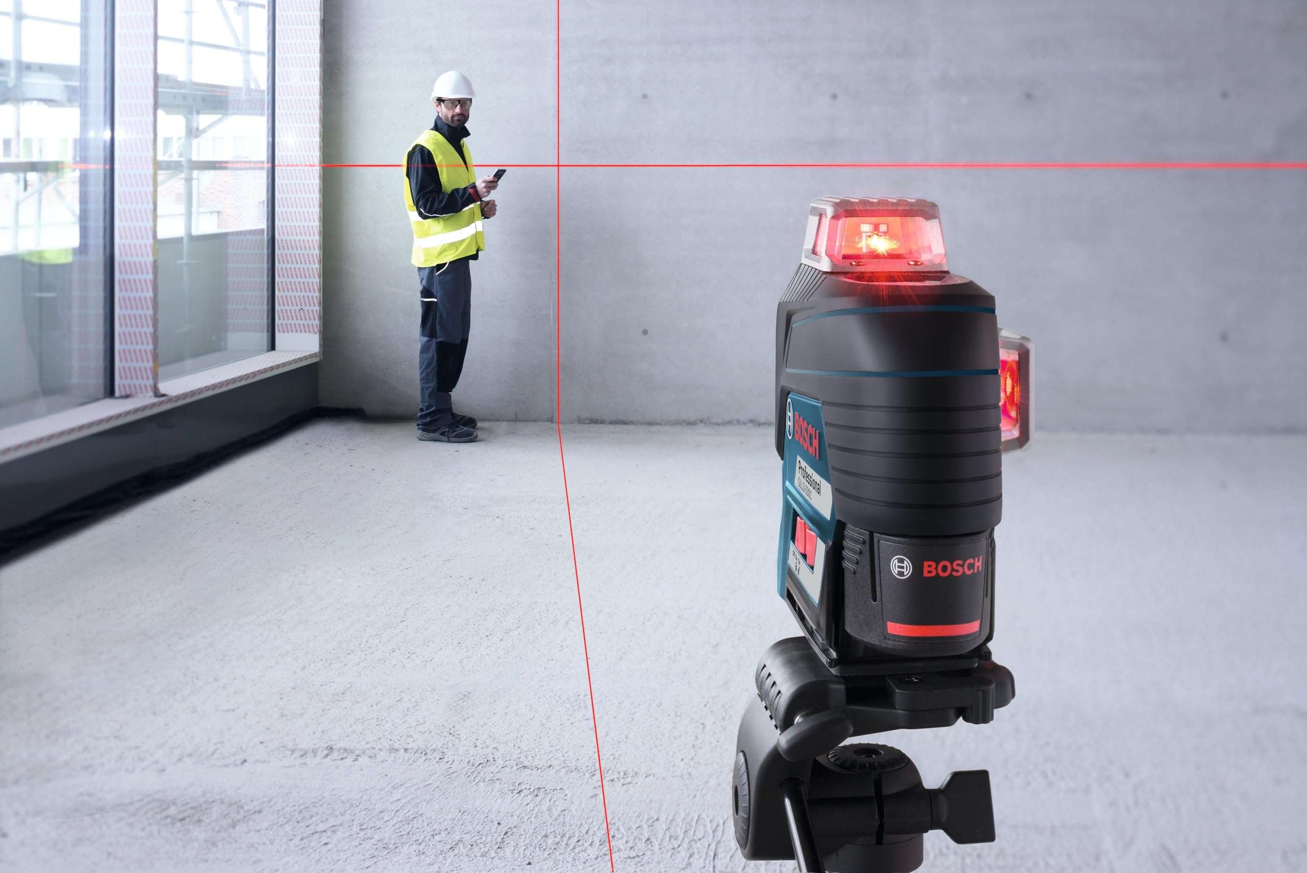 BOSCH GLL3-330C 200 Ft 12V Max Connected 360 Degree Three-Plane Leveling and Alignment-Line Laser, Includes 2.0 Ah 12V Max Lithium-Ion Battery & Charger, Heavy-Duty Pouch, & Accessories 5