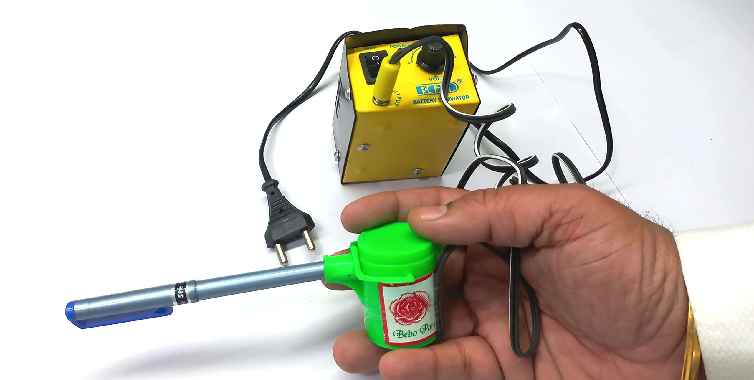 OMX, 1 PC, Adda Embroidery Tracing Machine Pen For Embroidery And Tracing Paper Making Design Pinning Machine - Khaka Pinning Machine / Adda Tracing Machine with Different Vibrating Modes, Colour May Differ But Function Will Be Same 4