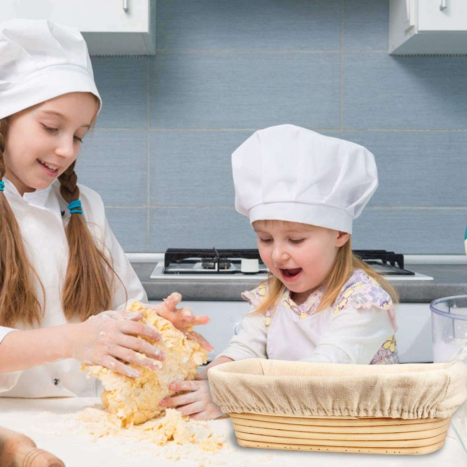 Banneton Bread Proofing Basket, Banneton Basket Set, WERTIOO 10 Inch Sourdough Proofing Basket Oval Proofing Bowls Handmade Rattan Baskets with Bread Lame and Liners, Sourdough Bread Baking Supplies 4