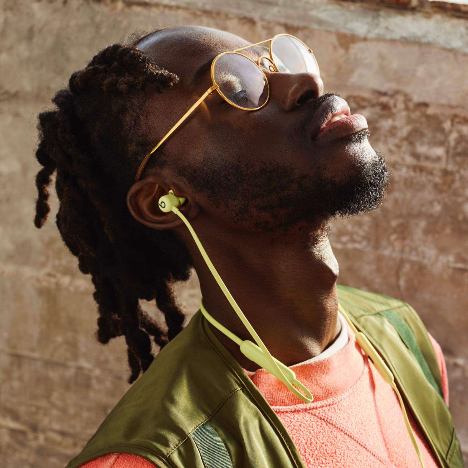 Beats Flex Wireless Earbuds - Apple W1 Headphone Chip, Magnetic Earphones, Class 1 Bluetooth, 12 Hours of Listening Time, Built-in Microphone - Yuzu Yellow 4