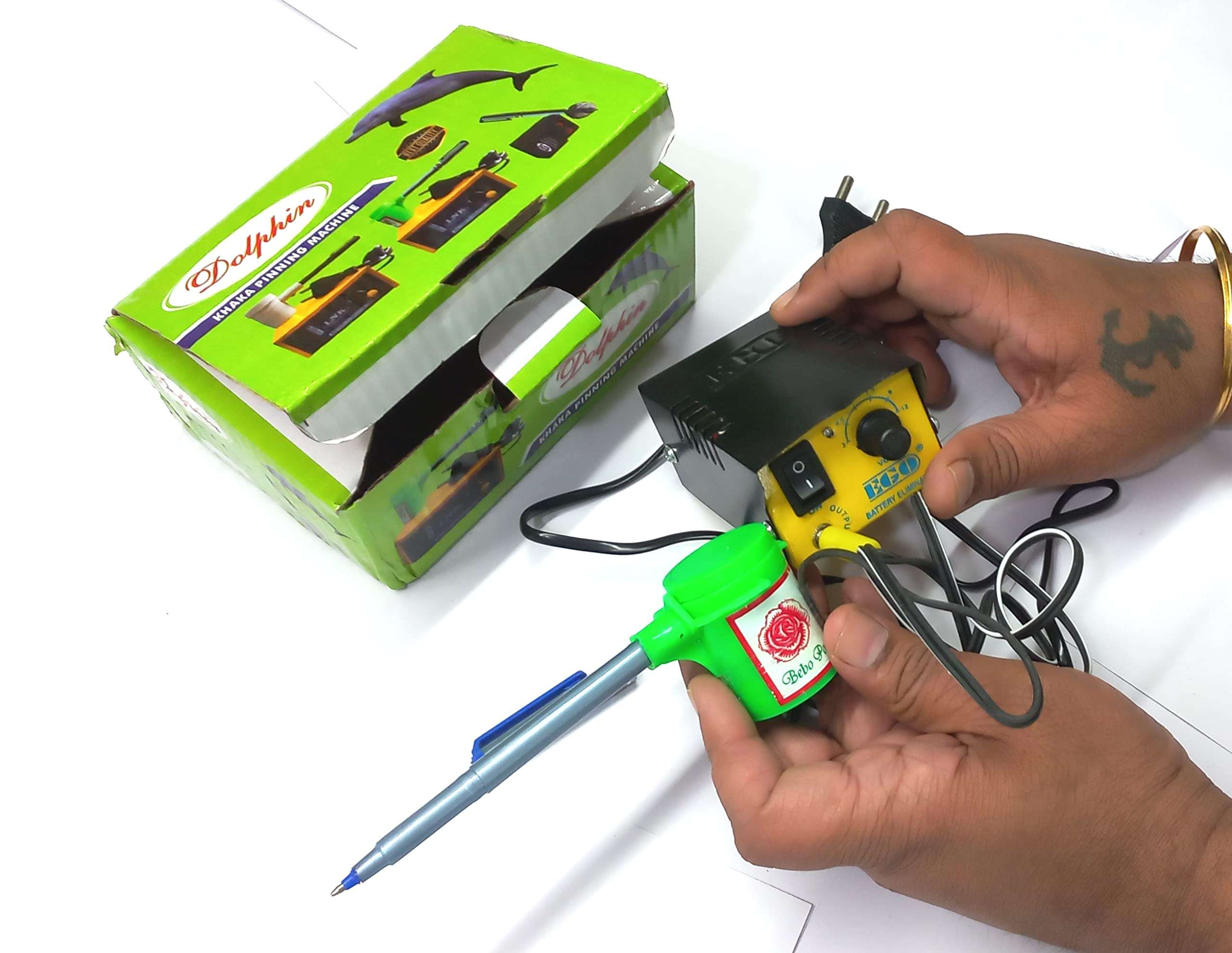 OMX, 1 PC, Adda Embroidery Tracing Machine Pen For Embroidery And Tracing Paper Making Design Pinning Machine - Khaka Pinning Machine / Adda Tracing Machine with Different Vibrating Modes, Colour May Differ But Function Will Be Same 2