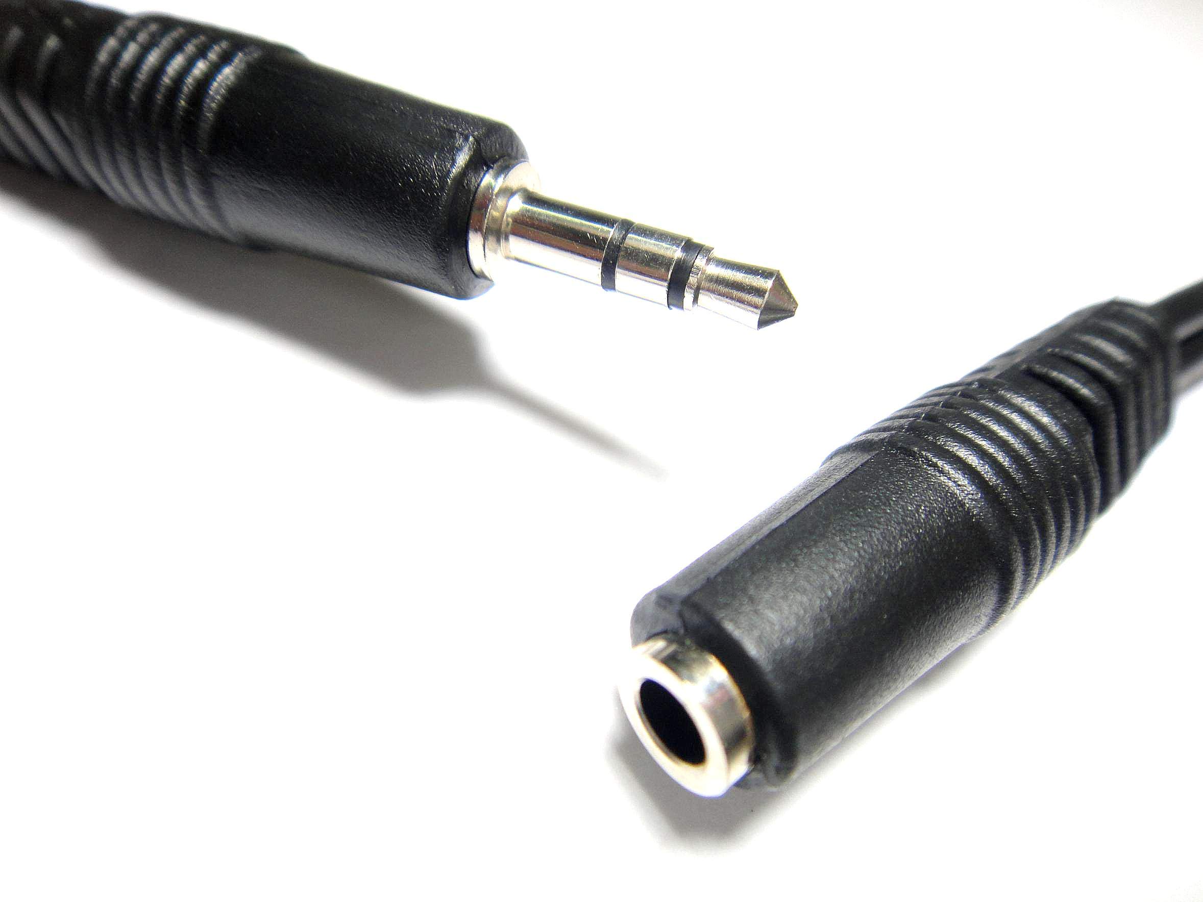 3.5mm Stereo Jack Male to Female Audio Extension Cable 10 Meters (30 Feet) 4