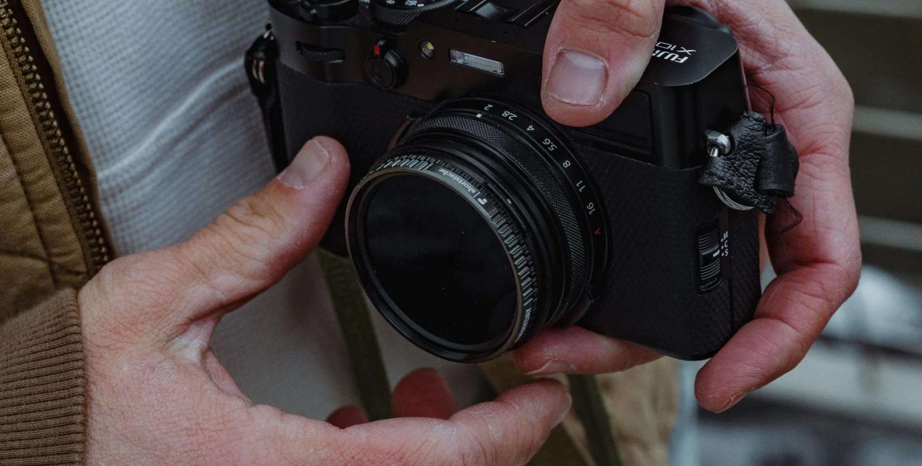 PolarPro - Shortstache Filter - 1/2 Strength Black Mist + Polarizer Filter - 49mm 6