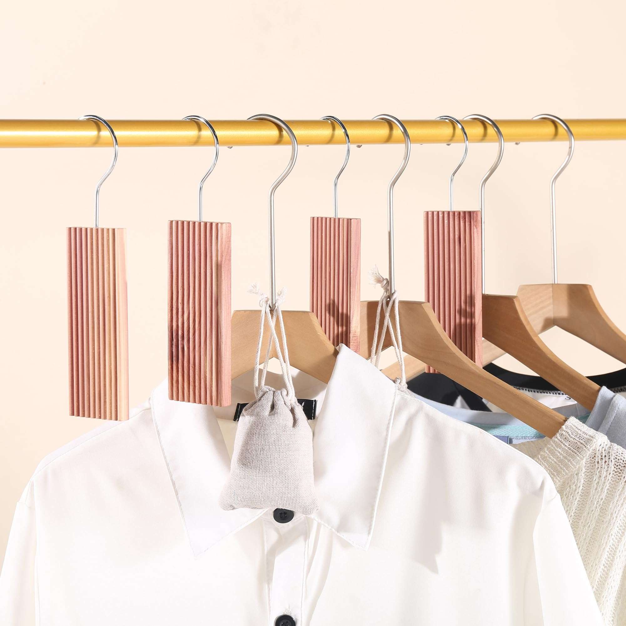 Brite Lightingtech Cedar Blocks for Clothes Storage, Red Cedar Hang Ups 10pcs Cedar Balls 20pcs and Cedar Chip Bags 2pcs for Closet Storage Totally 32PCs 4