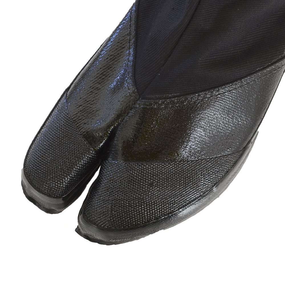 Marugo Jitsuyou All Black Japanese Tabi Shoes Black with 3 Clips 5