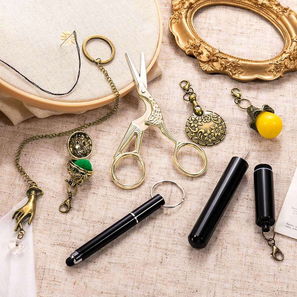 Vintage Sewing Kit with Scissors – European Style Embroidery Needlework Set for Cross Stitch, Needle, Thread & DIY Crafts, Portable Antique Case for Adults & Beginners, Sewing Tools & Accessories 6