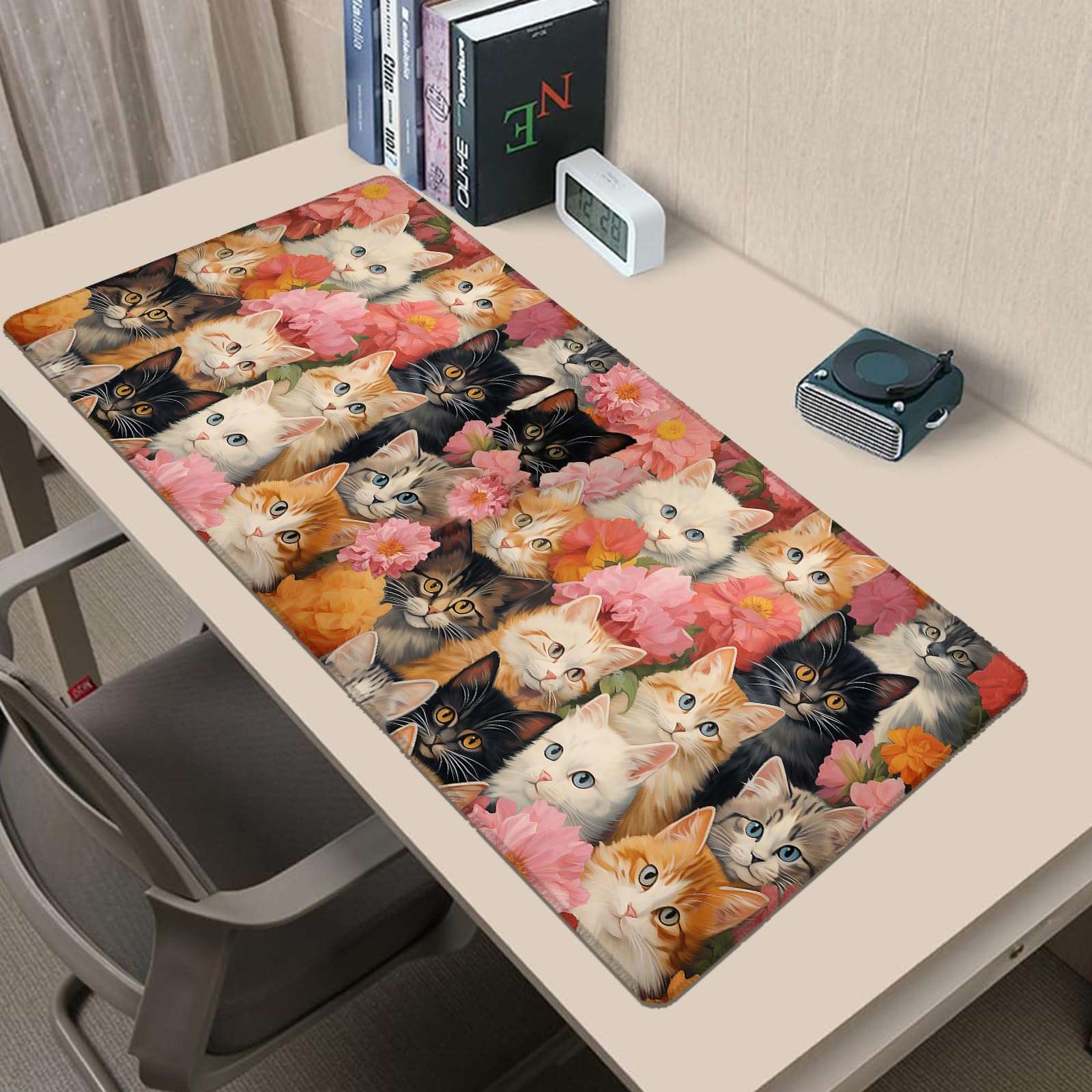 amepay Cute Cat Gaming Mouse Pad 31.5 x 11.8 Inch,Kitten Flower Large Extended Desk Mat with Non-Slip Rubber Base,Floral Big Mousepad for Laptop Computer PC,for Office Gamer Home Decor,Deskmat Gifts 3
