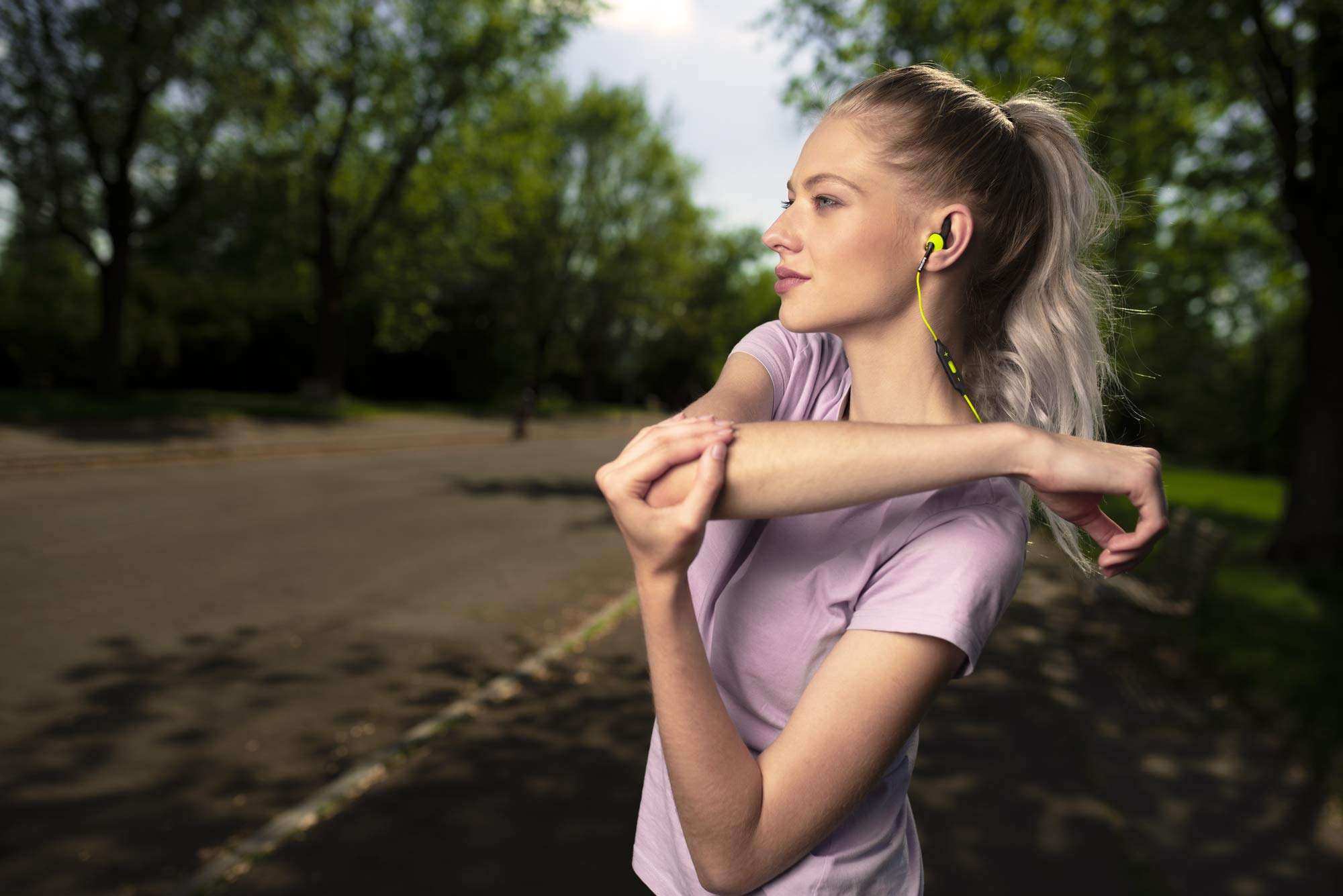 Philips ActionFit in-Ear Wireless Headphones with IPX2 Sweat-Proof Design (SHQ6500CL), Black/Lime Green 2