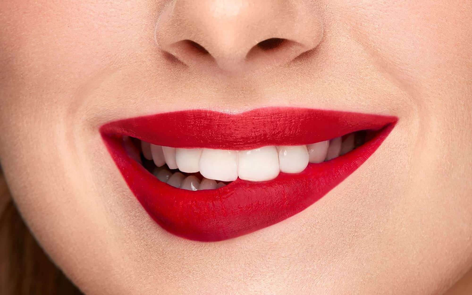 PUPA Milano Vamp! Sexy Lashes And Made To Last Lip Duo Set - Lengthens And Separates Lashes - Defines Lips, Adds Color And Shine - Paraben-Free Formula - Mascara, Lipstick And Bag - 3 Pc Mascara Kit 6