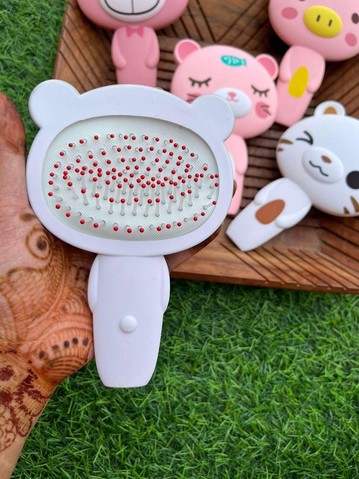 Radhya Accessories Teddy Silicon Hair Brush for Girls Hair comb for babies Kitty comb for Girls Hair brush for women Cartoon Comb detangler for Toddlers (Pink) (1 pc) 5