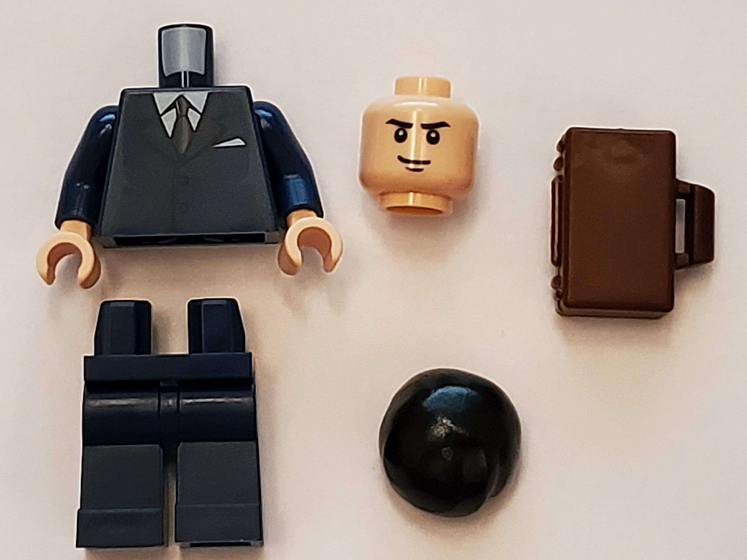 Lego Bruce Wayne w/ Briefcase - Lego Batman Figure 3