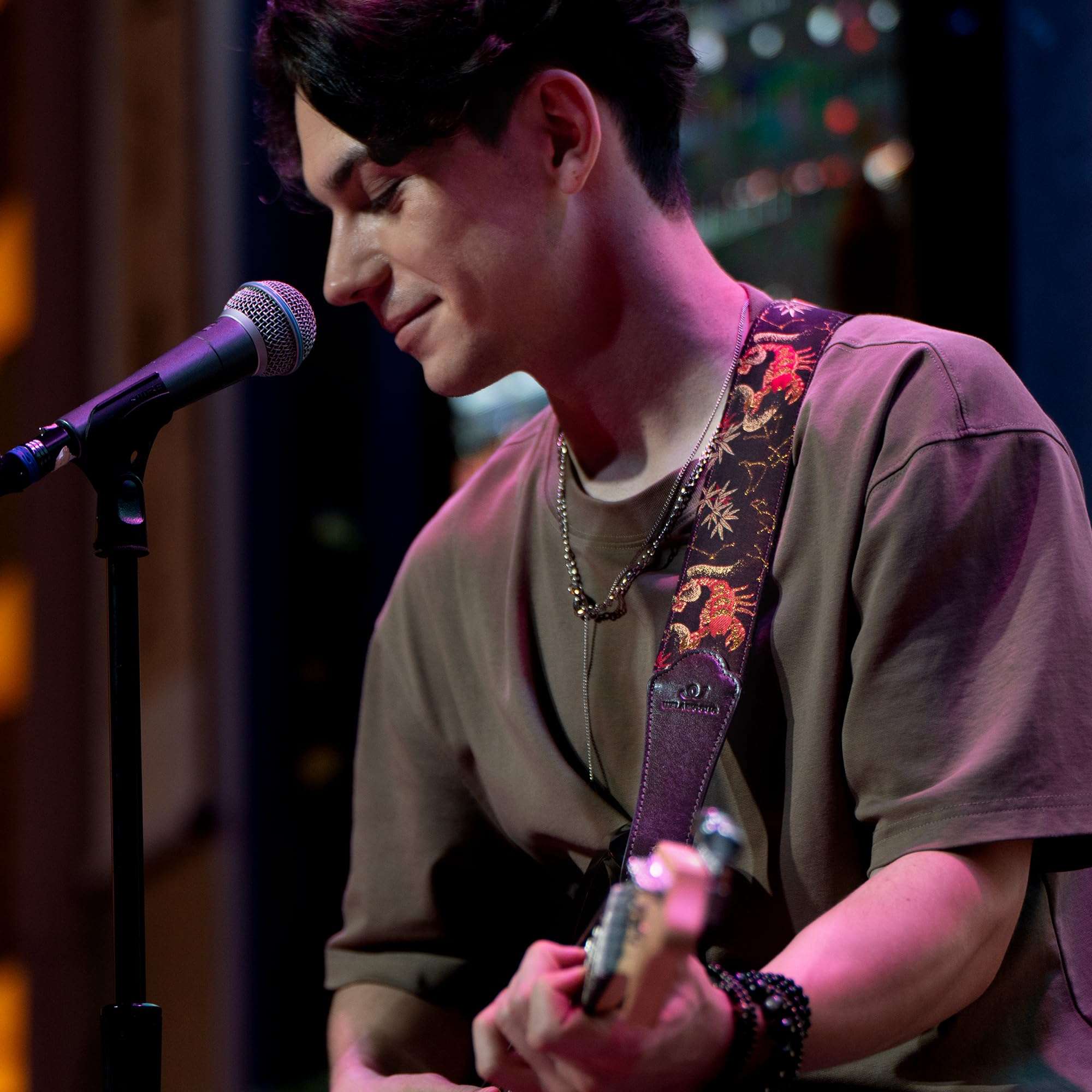 WELAIYOOUQ Guitar Strap, embroidery Jacquard Adjustable Guitar Straps for Acoustic/Bass/Electric Guitar, Includes Guitar Pick, Strap Button and Strap Lock, Constellation Gift (Scorpio) 5