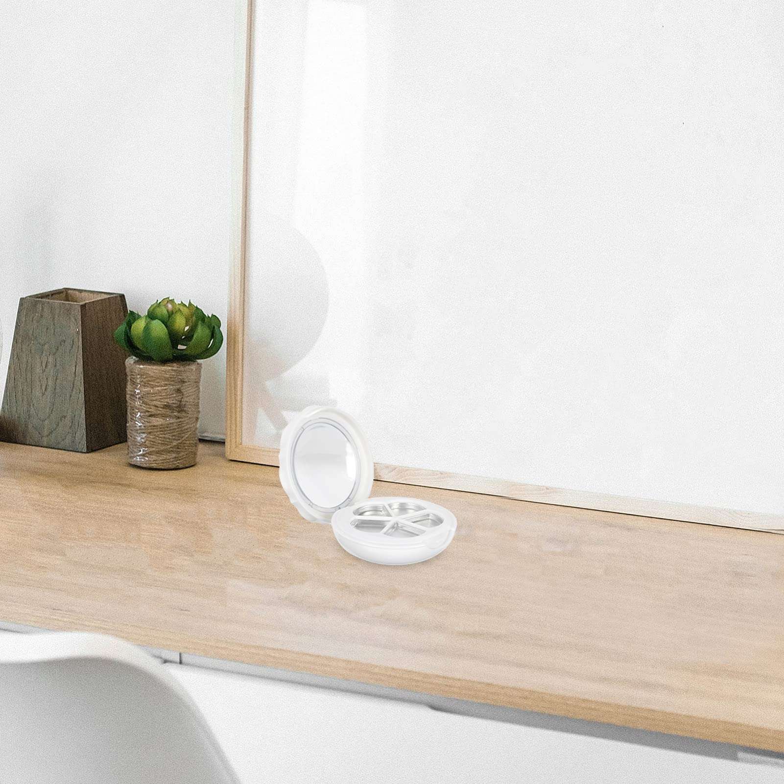 Beaupretty 2 Sets Empty Lipstick Palette with Mirror and Brush Refillable Eyeshadow Palette Box Cosmetics Storage Trays Containter for Lipstick Lip Balm Eyeshadow Blusher 3