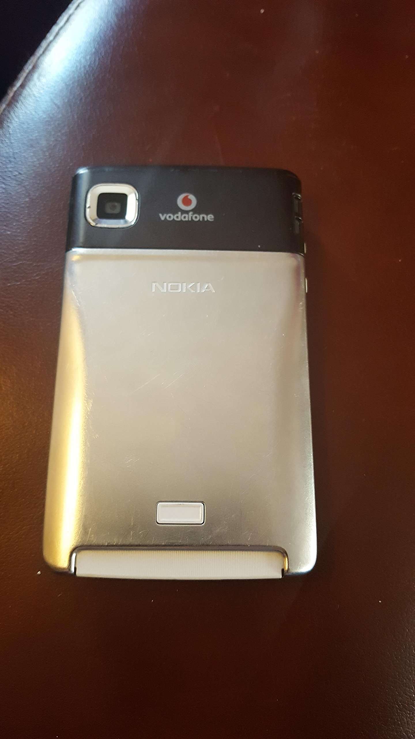 Nokia E61 Unlocked (GSM only, No CDMA) Symbian OS Cell Phone (Silver) - International Version 3