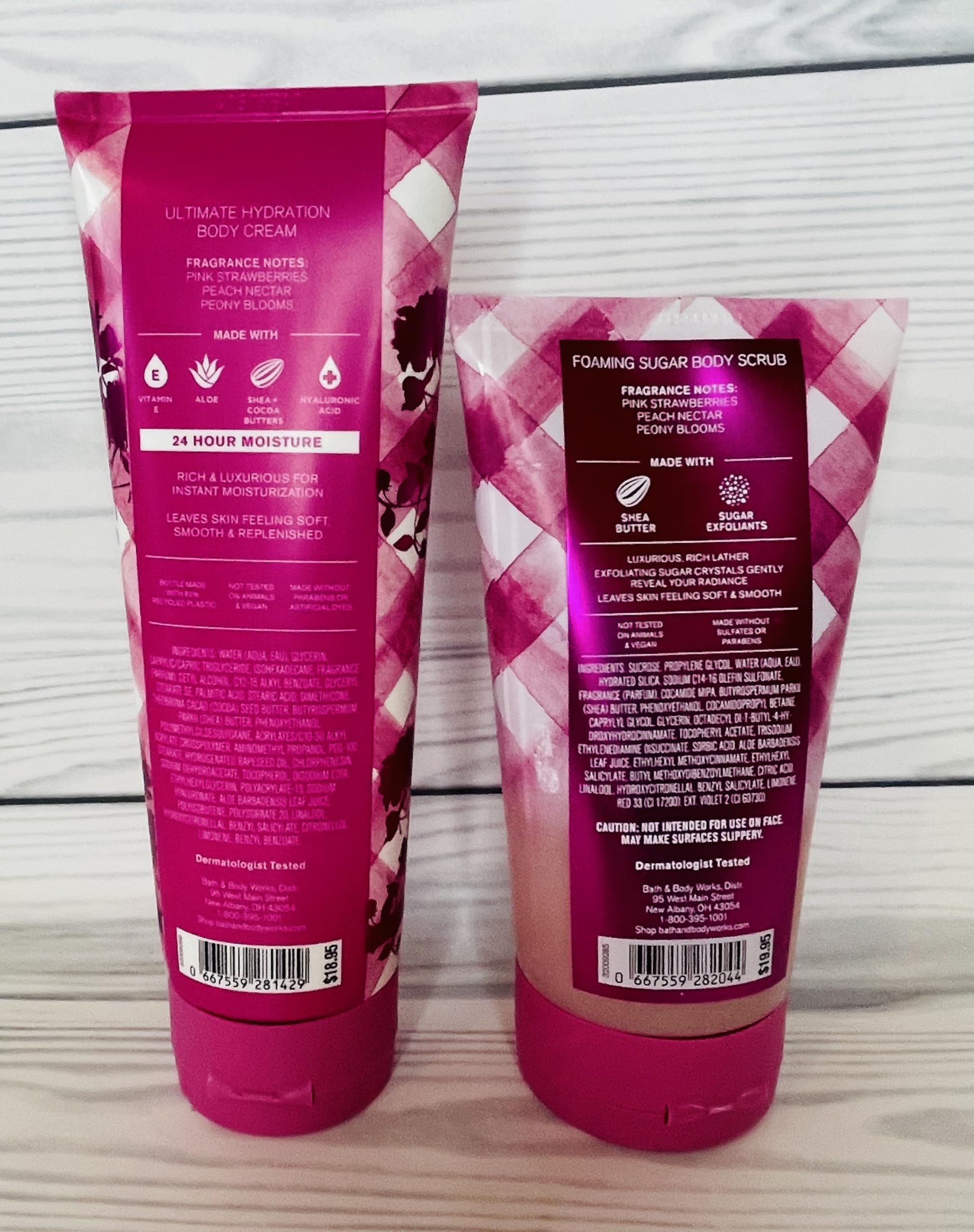 Bath and Body Works Women's Gingham Gorgeous Ultimate Hydration Body Cream and Foaming Sugar Scrub 4