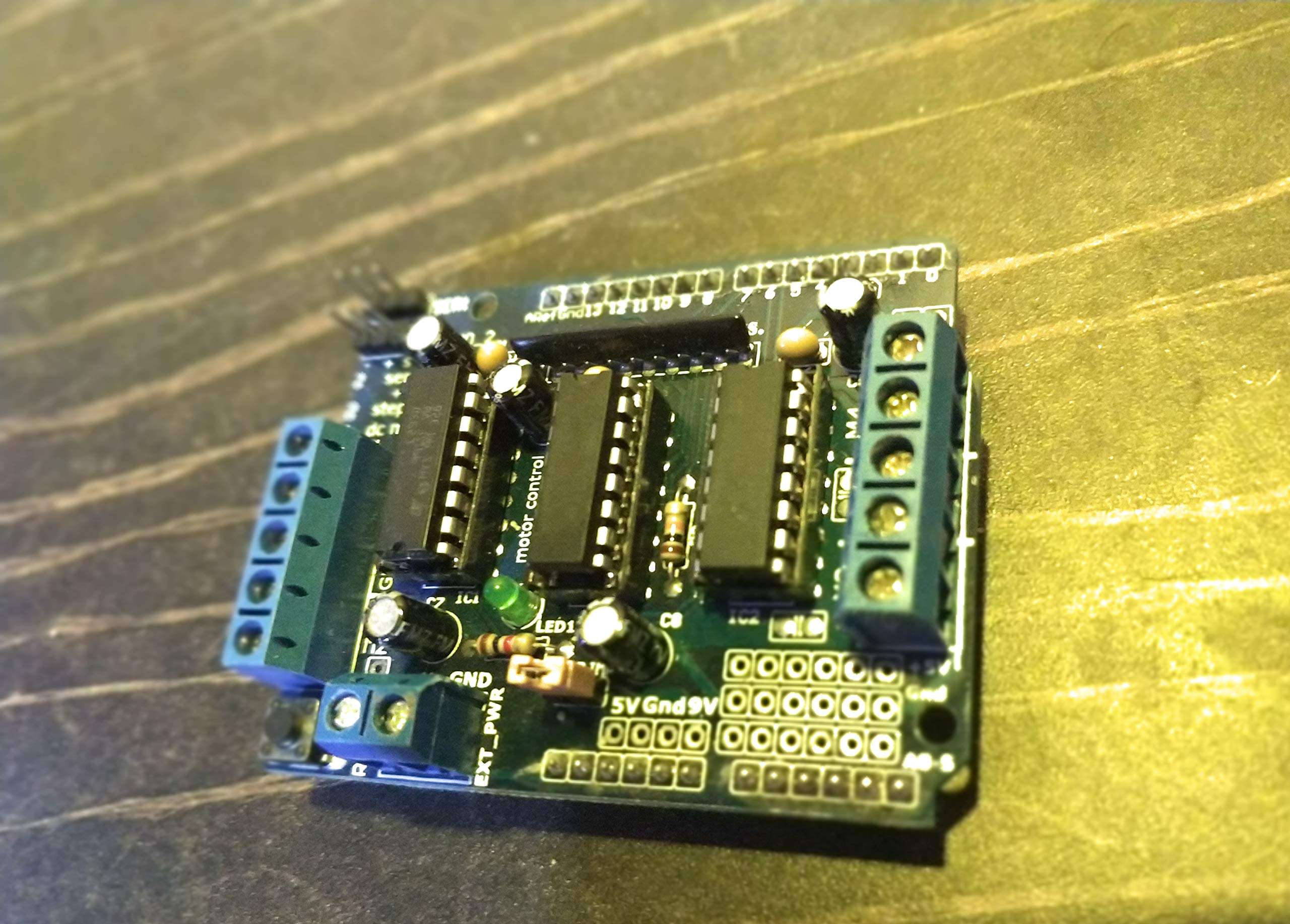 Simple Labs SLAEX039 L293D Motor Shield for Arduino 2