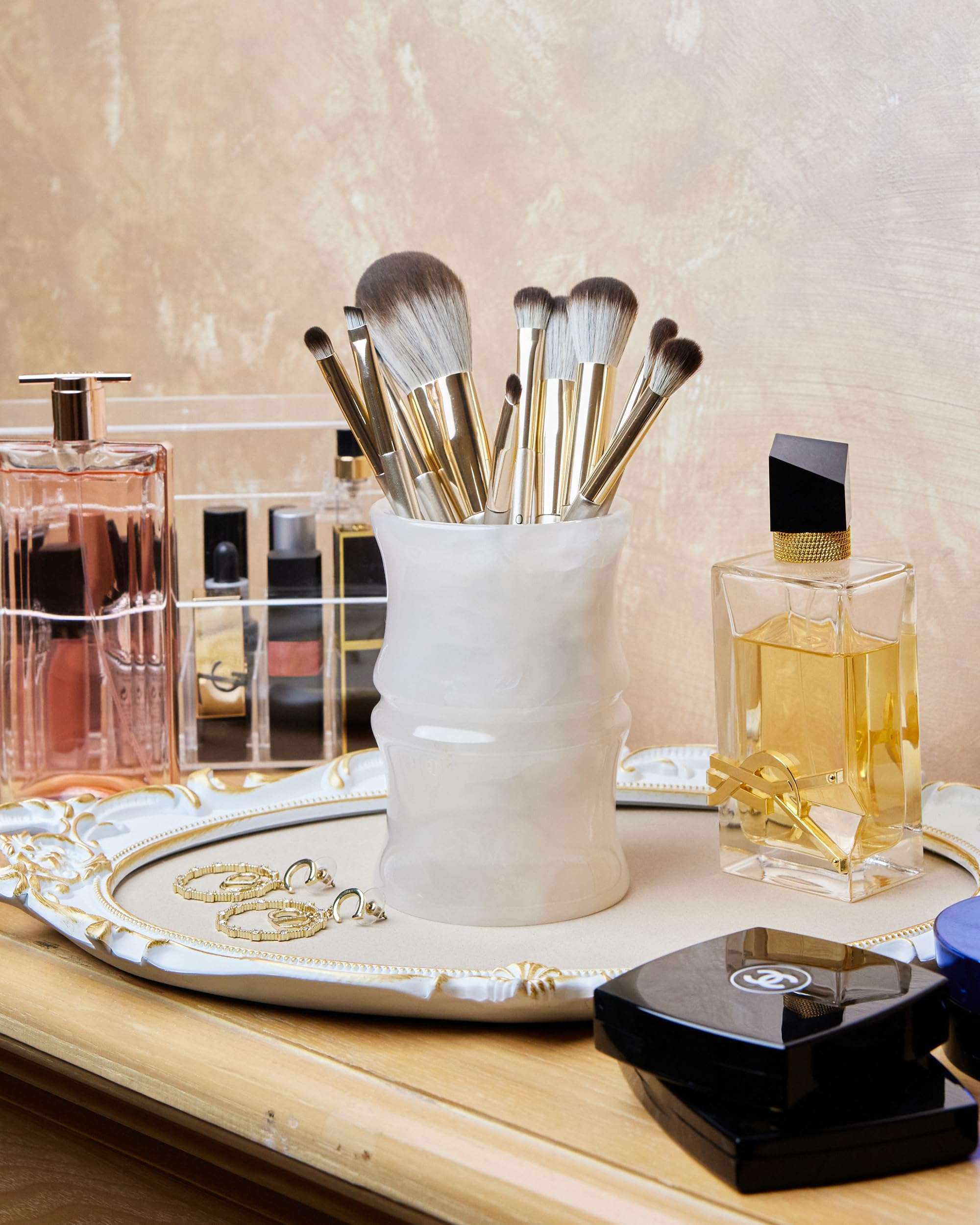 JMOIRE Afghanistan Natural Jade Makeup Brush Holder & Organizer, Small Countertop Vanity Accessories, luxury Makeup Organizer, Christmas Presents, Unique Gifts for Women, Girlfriend, Mum (Milky White) 1