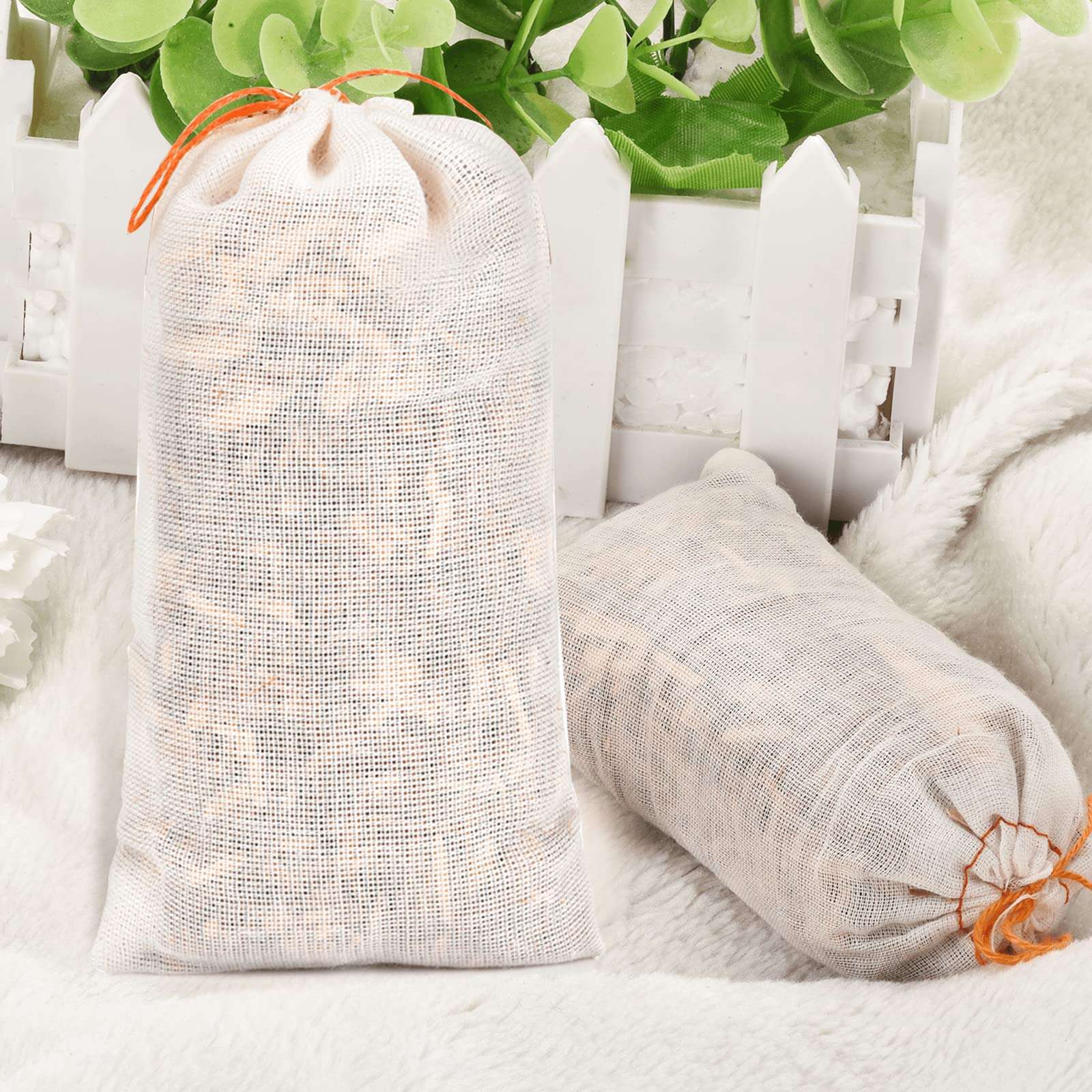 Homode Cedar Blocks for Clothes Storage, Aromatic Cedar Wood for Closets and Drawers, Cedarwood Hangups with Hook, Scent Sachets Bags Cedar Closet Freshener, 16 Pack 5