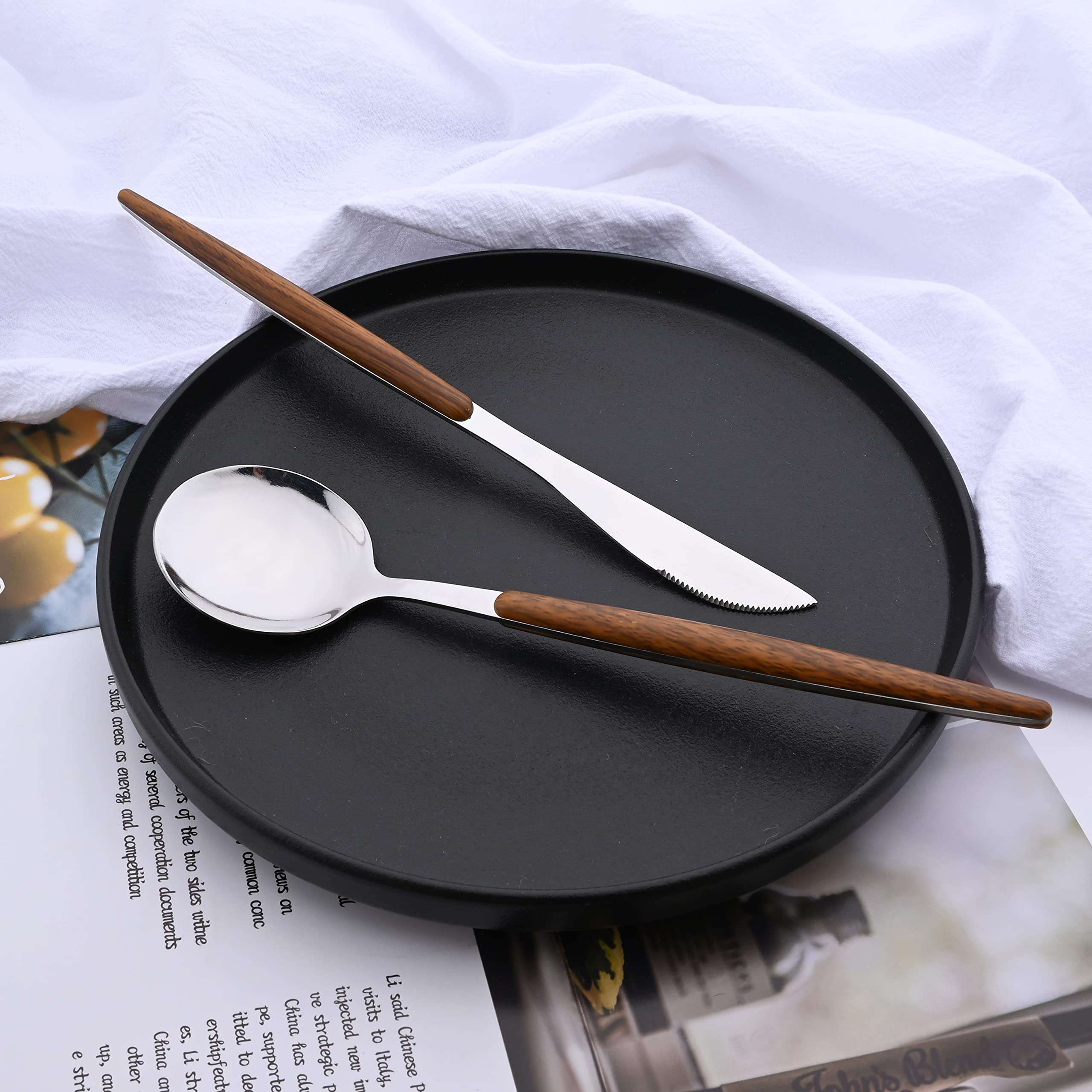 Uniturcky 6 PCS Silver Steak Knife With Wooden Effect Handle, Stainless Steel Dinner Knife Set for 6, Mirror Polished Table Knives Set for Home Hotel Restaurant, Easy To Clean 6