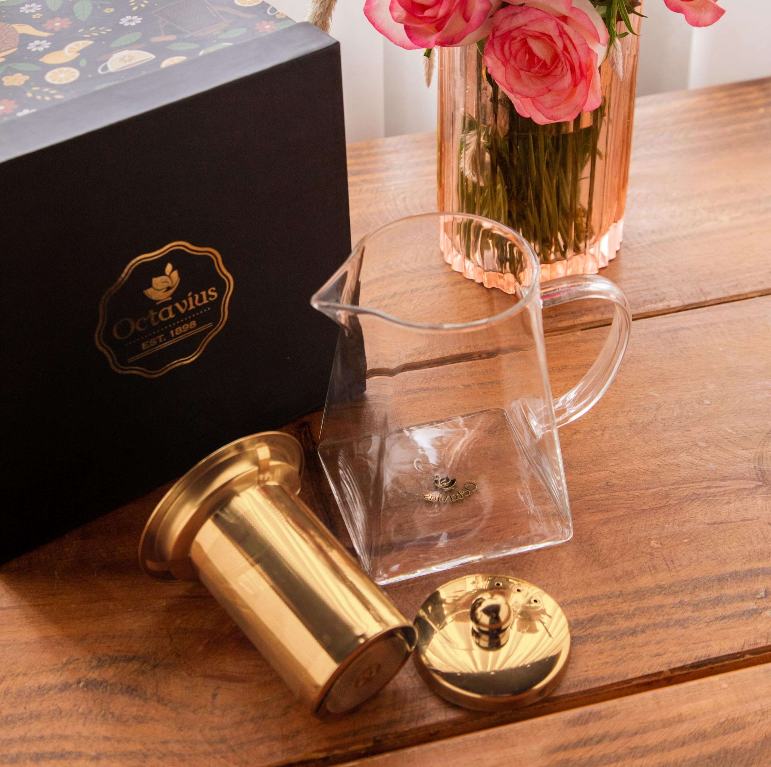 Octavius Pyramid Glass Tea Pot with Gold-Plated Infuser – 720ml | Borosilicate, Heat Resistant | Removable Lid & Infuser | Green & Loose Leaf Tea Maker | for 4 Cups | New Premium Gift Box. 4