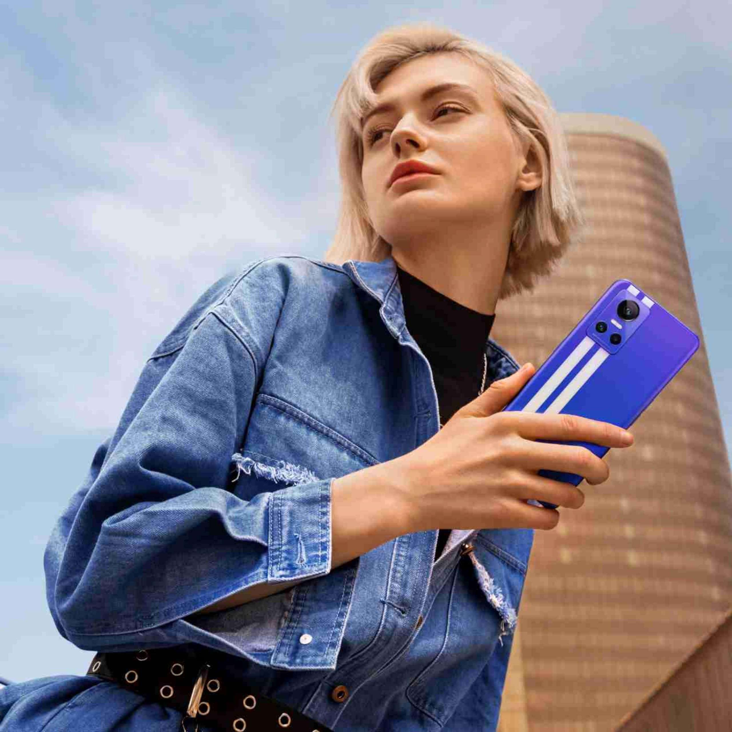 Realme GT Neo 3 (150W) (Nitro Blue, 12GB RAM, 256GB Storage) 3