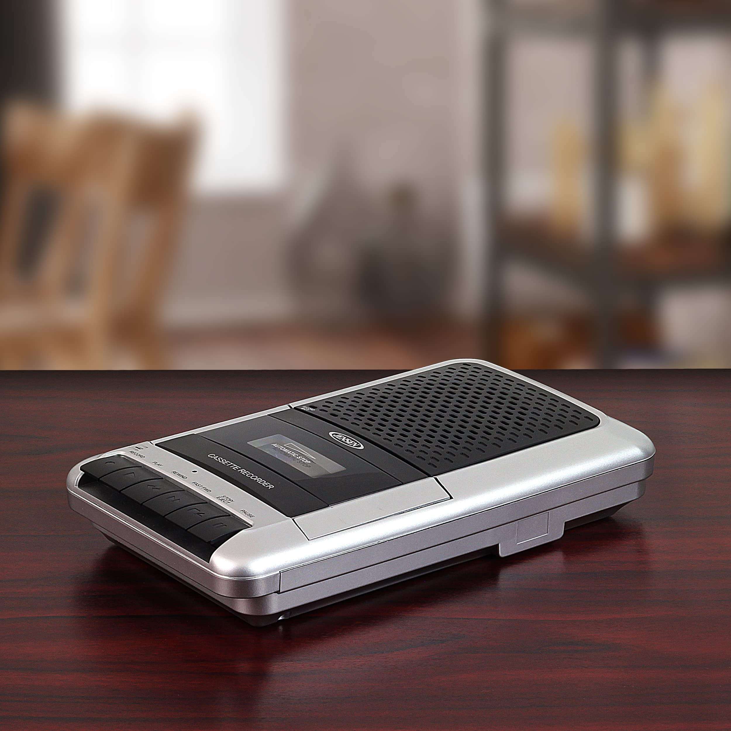 Jensen Portable Cassette Player and Recorder - AC-DC 2