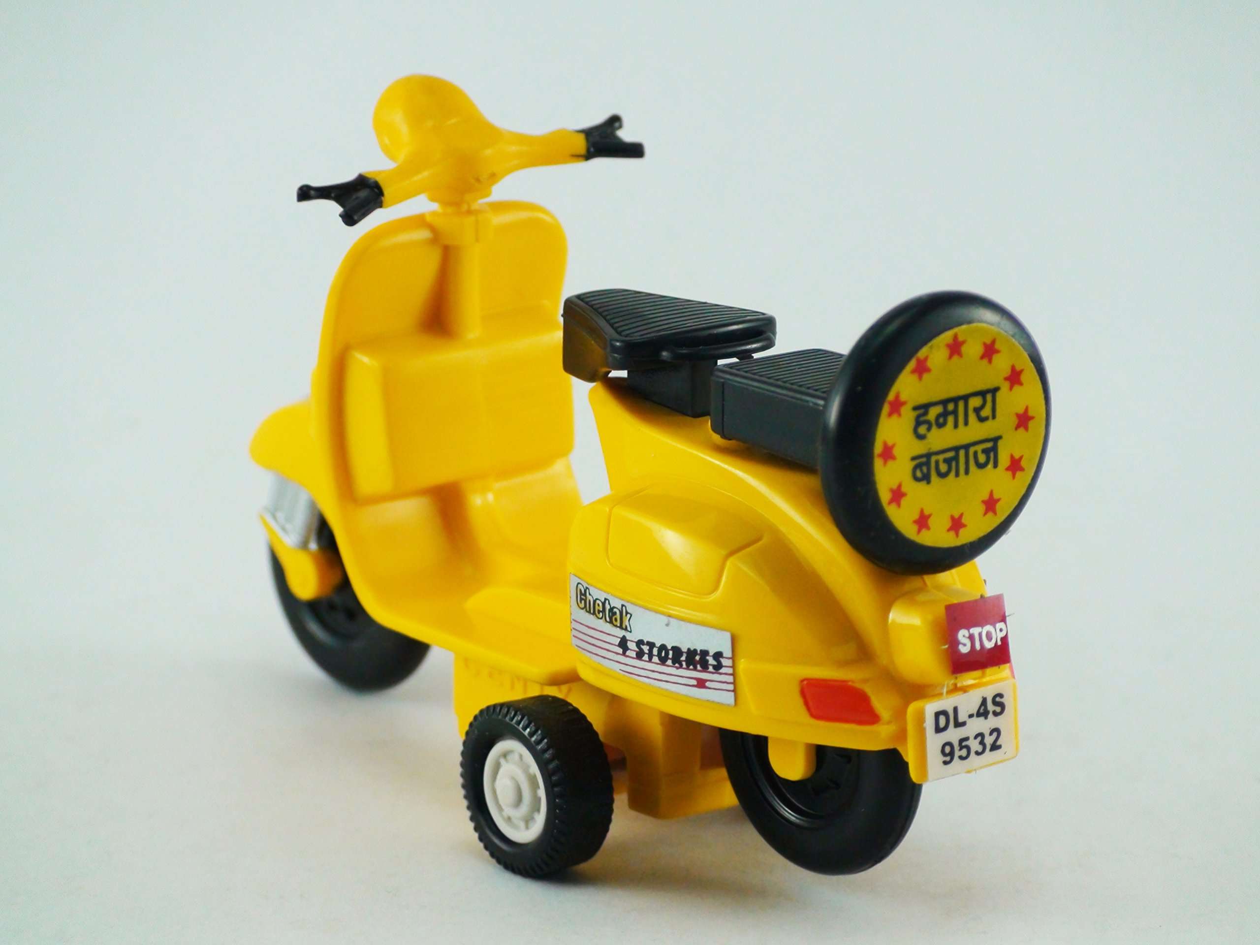 Centy Toys Attractive & Model of Famous Baby Chetak Scooter (100/35/65 mm in L/B/H Approx ) ( Yellow Color ) 5