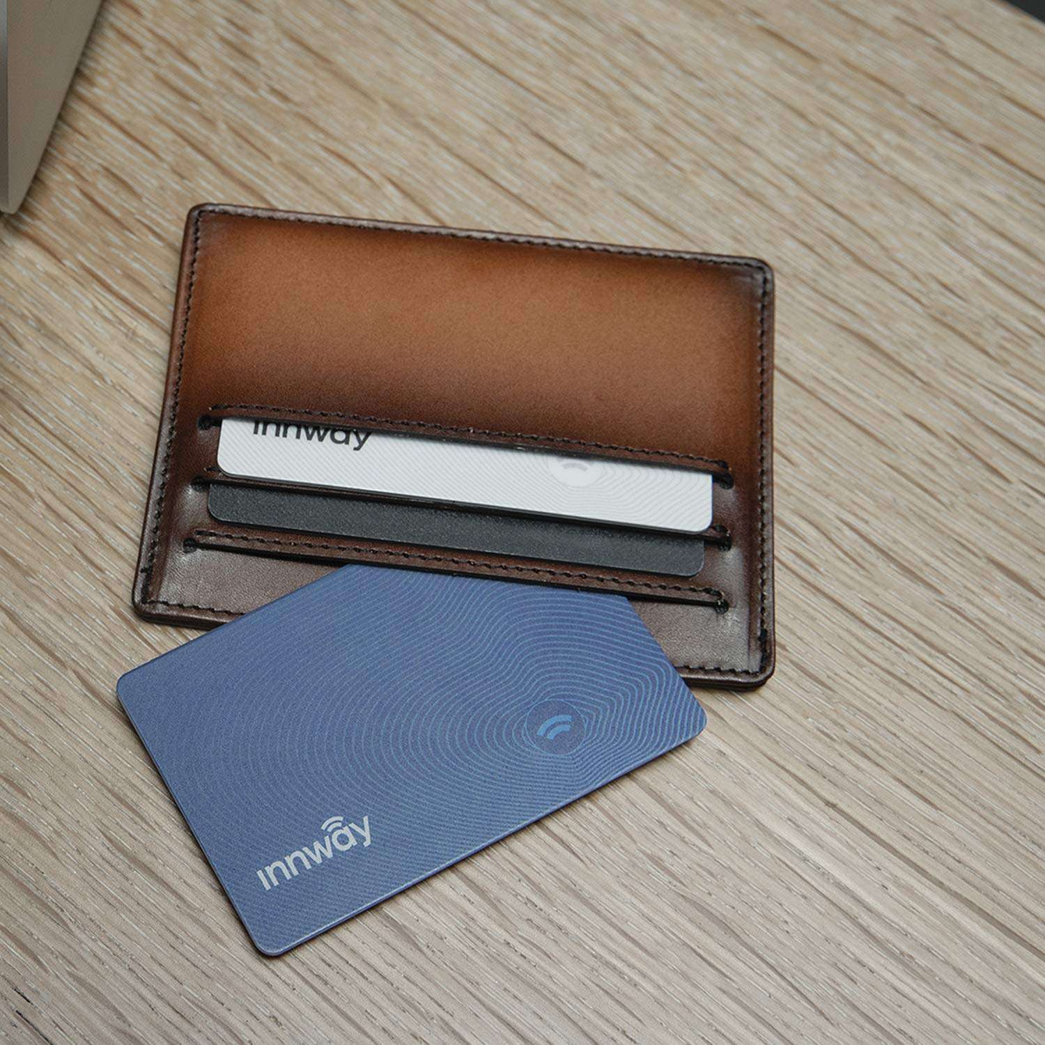 Innway Card Classic - Ultra Thin Rechargeable Bluetooth Tracker Finder for Android. Find Your Wallet, Bag, Backpack, Keys, Laptop, Tablet. (Blue) 2