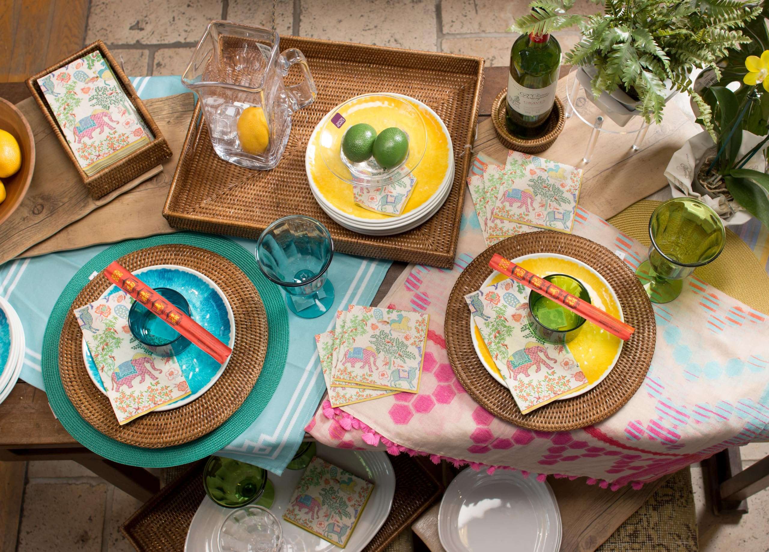 Entertaining with Caspari 15-Pack Le Jardin De Mysore Guest Towels 4