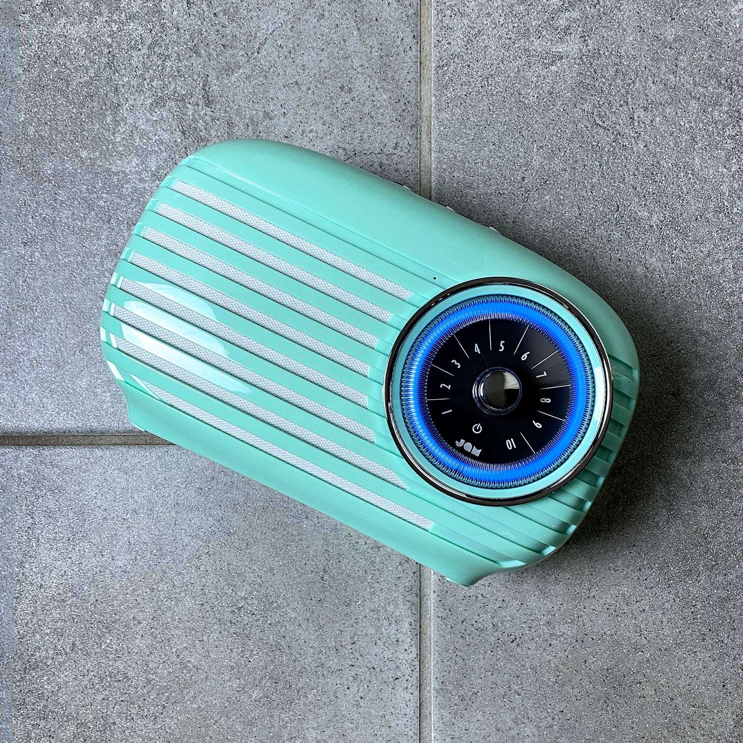 JAM Retro Classic Vintage Blutooth Speaker, 16 Hours Play Time, Aux-in Port, USB Charging, Blue 4