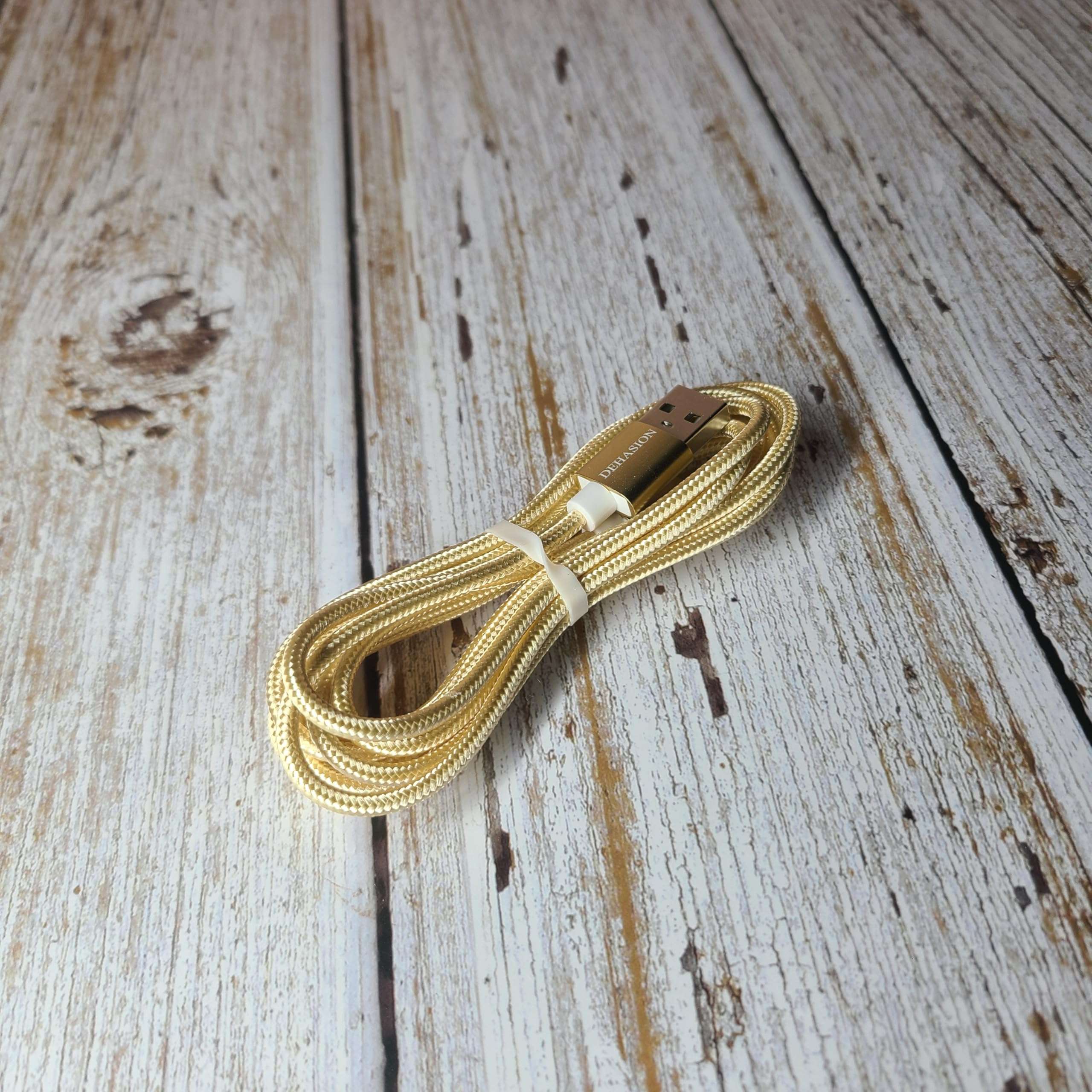 DEHASION USB cables – High-speed data transfer and charging with tangle-free design, compatible with all USB devices (Gold) 4