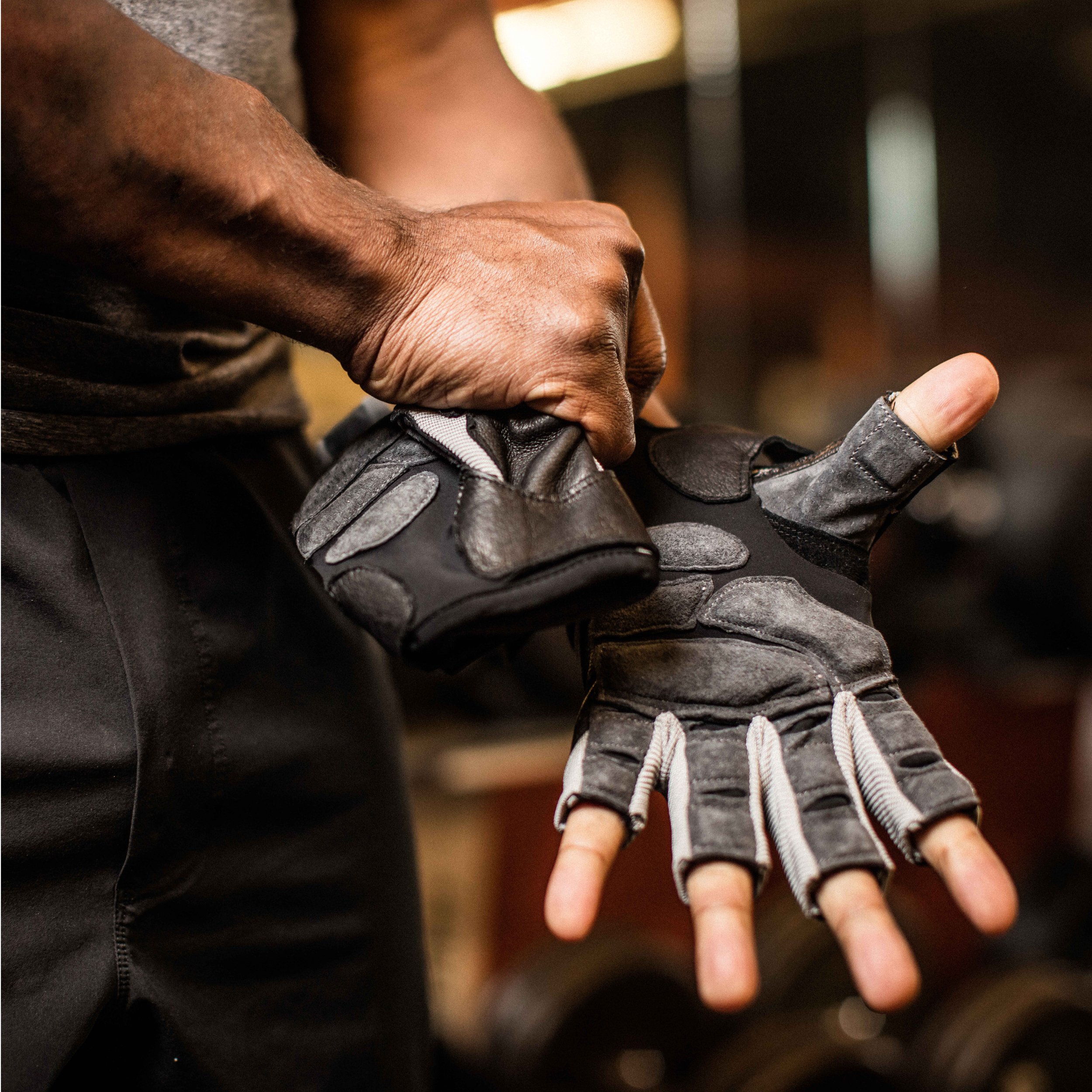 Harbinger BioForm Non-Wristwrap Weightlifting Glove with Heat-Activated Cushioned Palm (Pair), Black/Gray, Medium 3